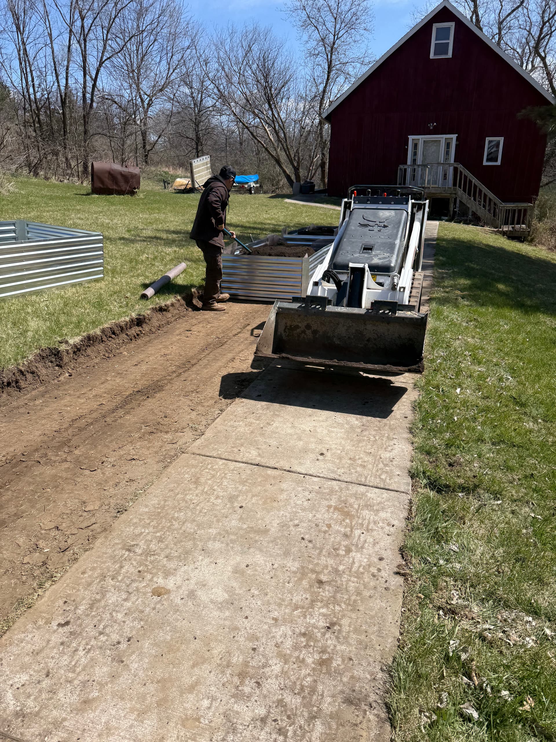 Gallery photos for Raised Garden Beds Installed by the Scapeland Madison Crew: Image #1